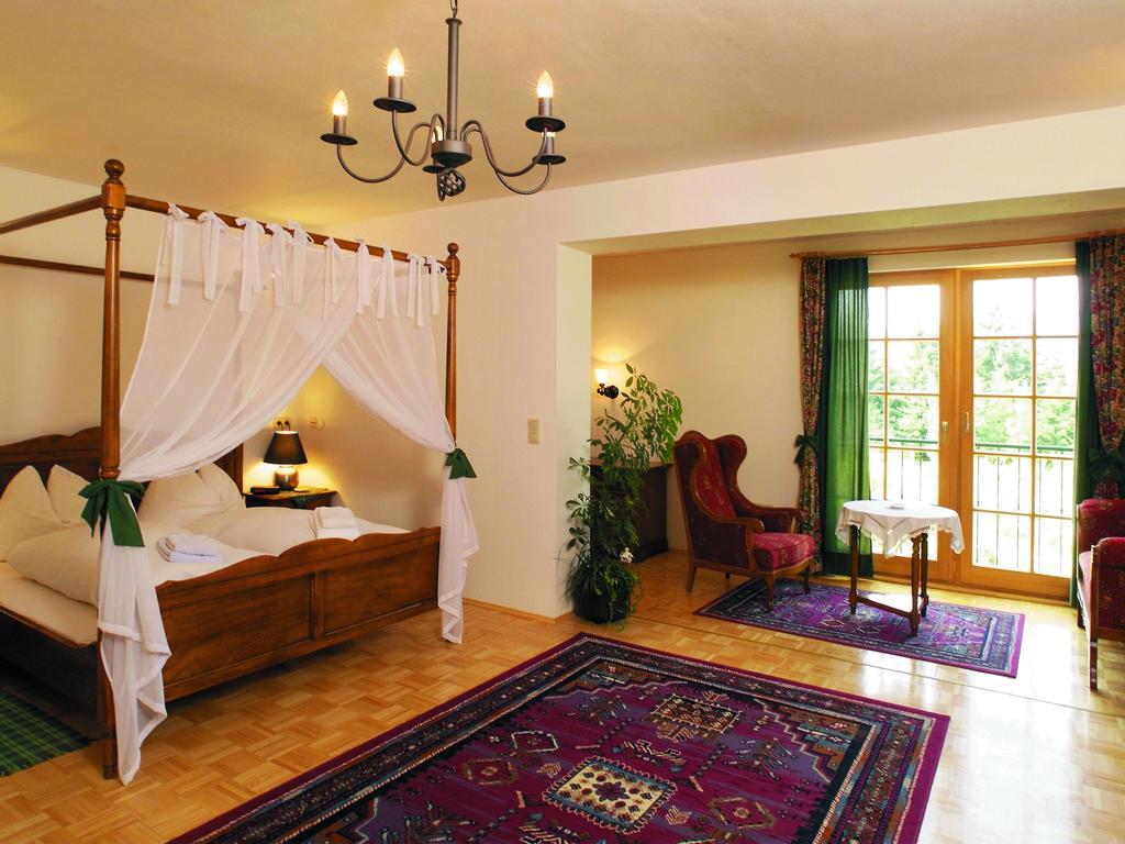 Hotel Steinschalerhof à Warth  Extérieur photo